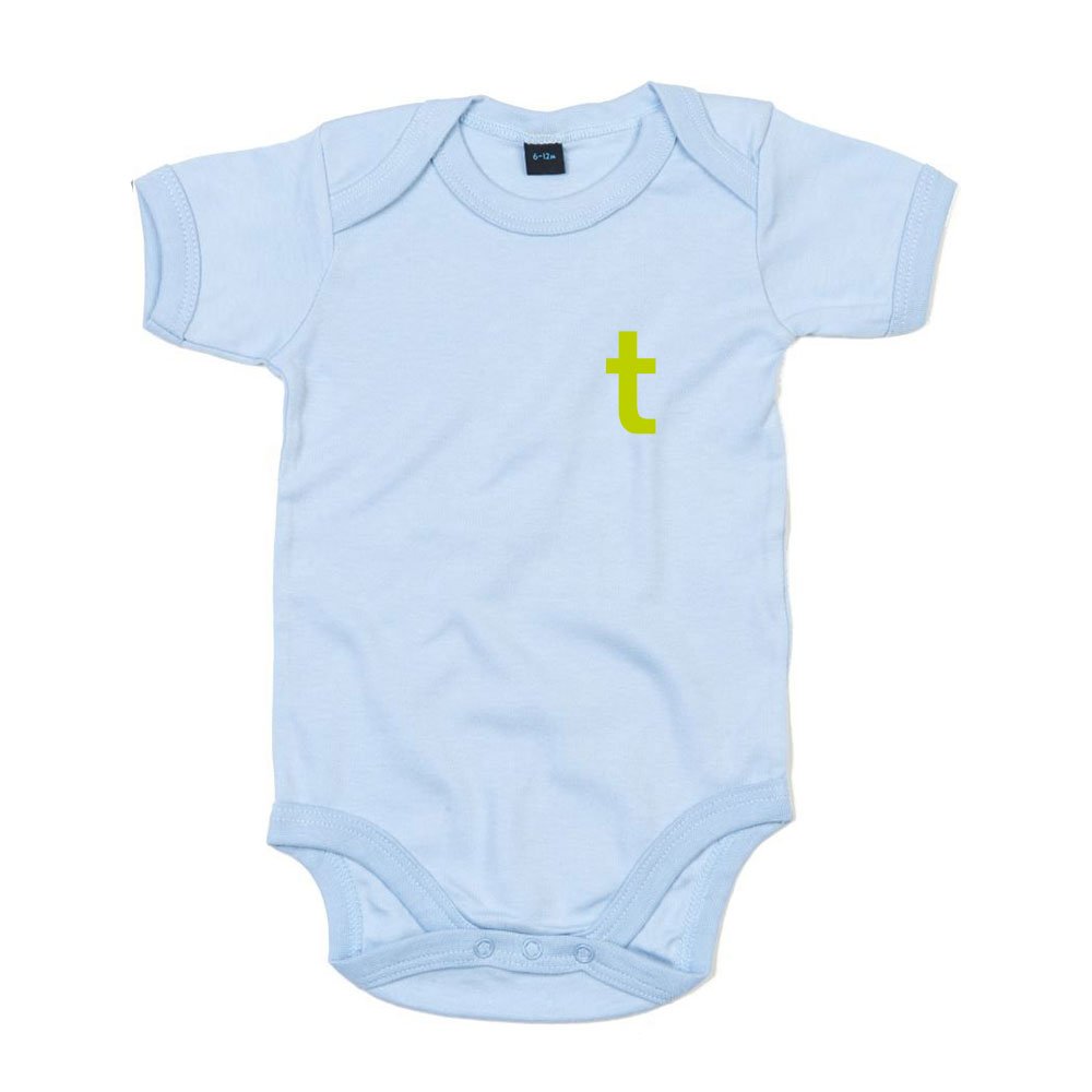 Babybody Hellblau mit t-Logo, Vorderansicht